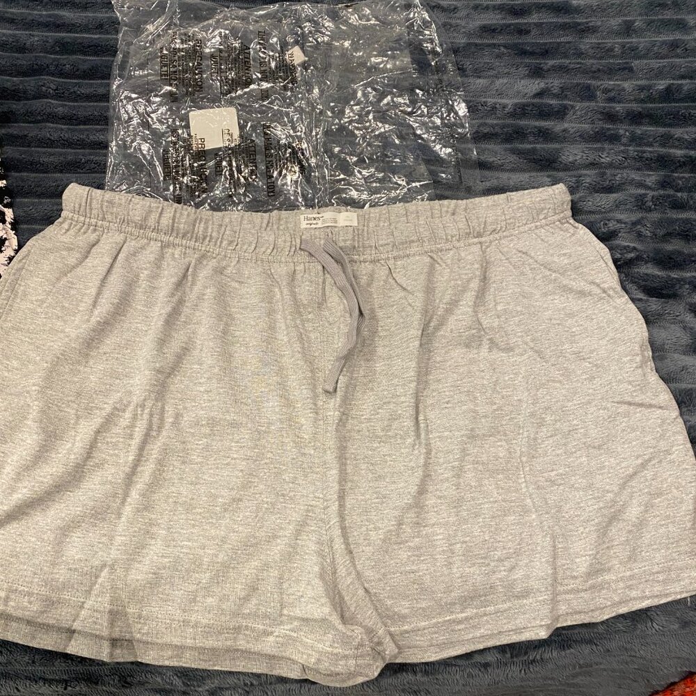 NWT - HANES Women's Jersey Cotton Shorts 2XL